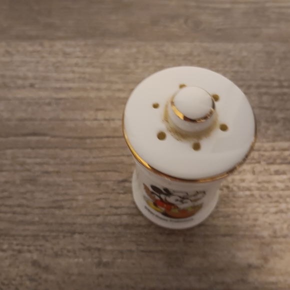 Shaker - Picture 3 of 3